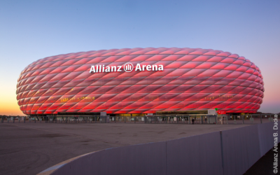 Stadiontour in der Allianz Arena des FC Bayern München mit den Preisträgern des Gewinnspiels vom Krebsinformationstag München